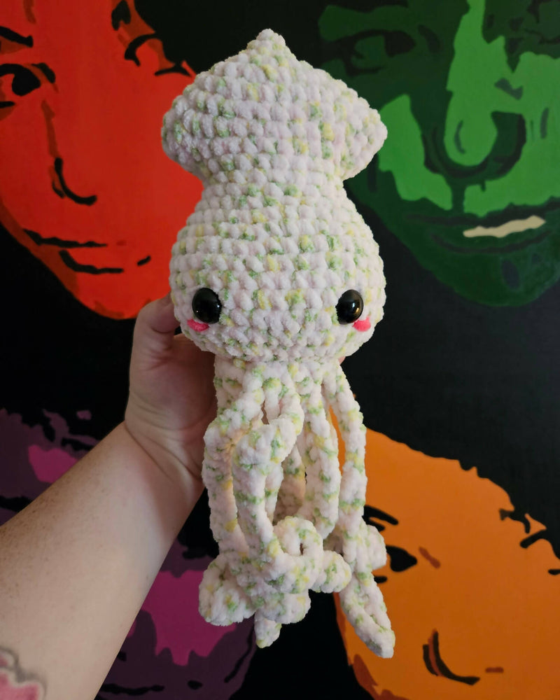 
            
                Load image into Gallery viewer, Crochet Squid
            
        